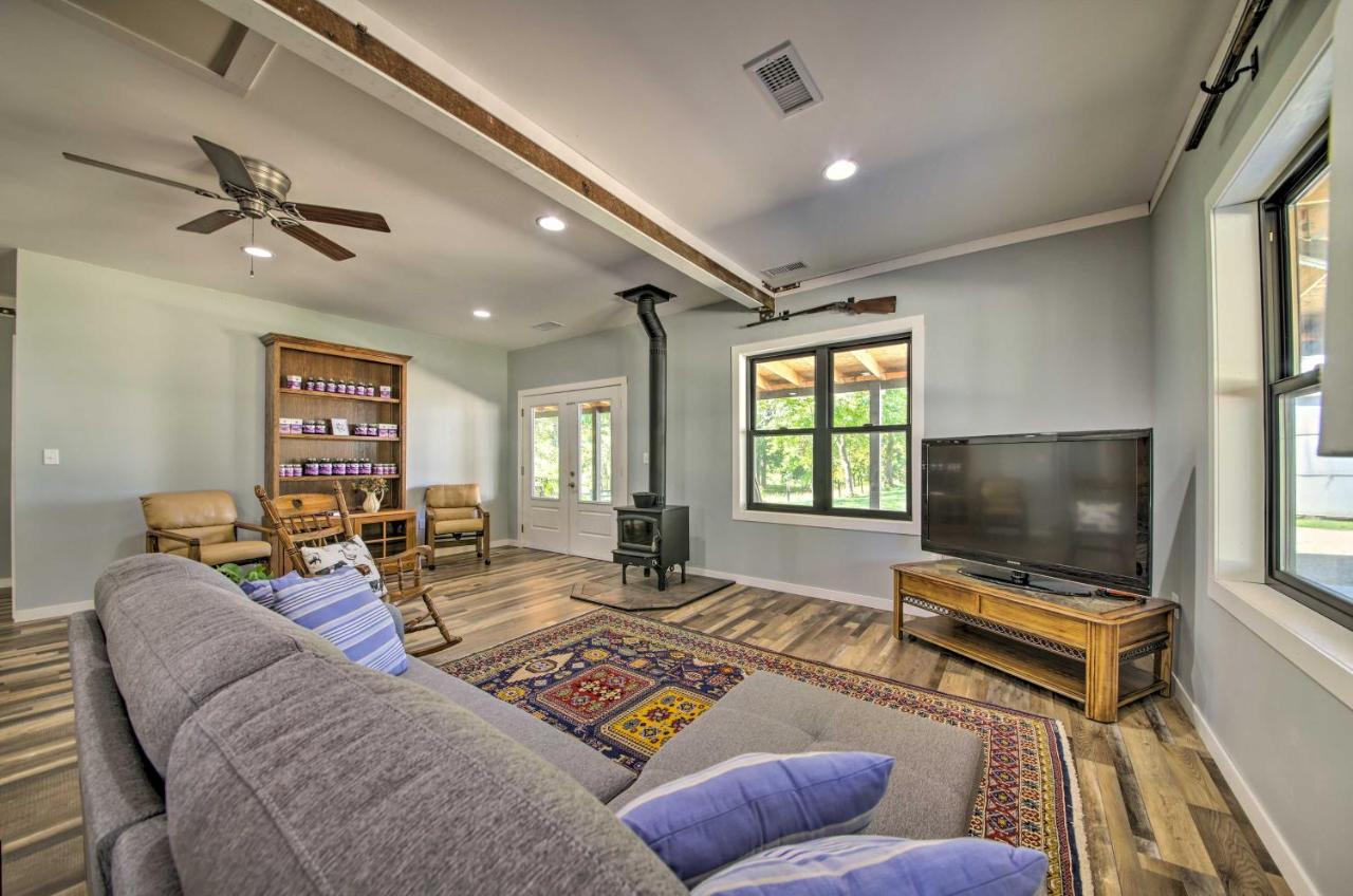 Peaceful Guest Home With Patio On 152-Acre Farm Berger Exterior foto
